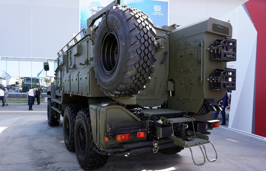 Z-STS Akhmat Russian 6x6 MRAP (C)